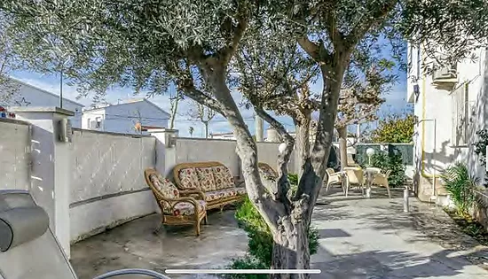 Encantadora casa orientada al sur con jardín y excelente ubicación