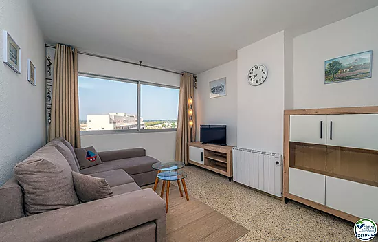 Apartamento idealmente situado en primera línea de mar