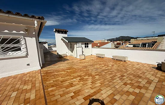 Atico en el centro de Roses