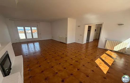 Atico en el centro de Roses