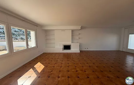 Atico en el centro de Roses