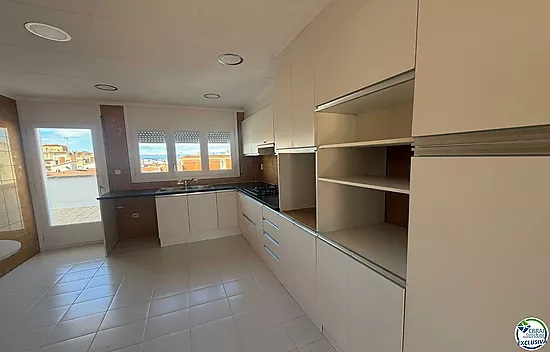 Atico en el centro de Roses