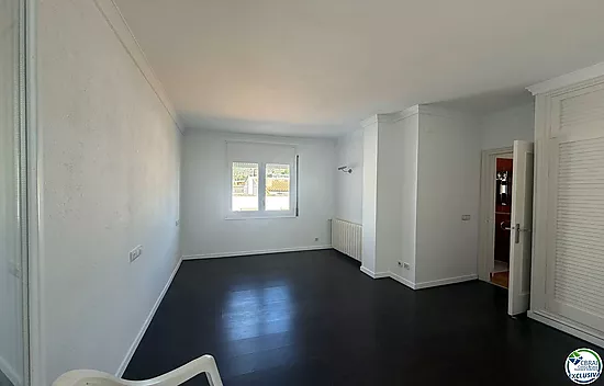 Atico en el centro de Roses