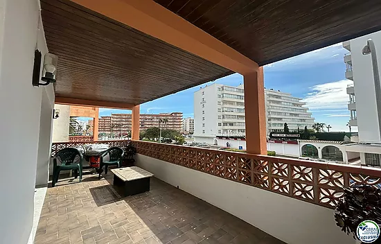 Hermoso apartamento en segunda linea de mar