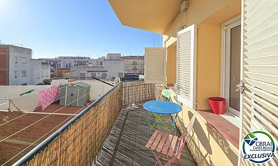 Appartement moderne au coeur de Roses: Votre chez vous à deux pas de la mer