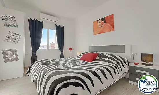 Appartement moderne au coeur de Roses: Votre chez vous à deux pas de la mer