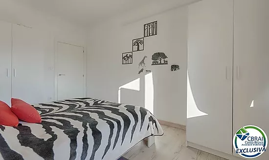 Appartement moderne au coeur de Roses: Votre chez vous à deux pas de la mer