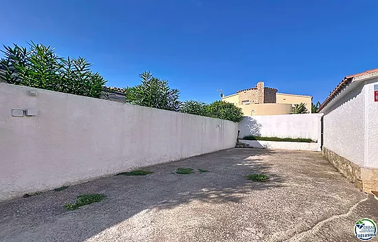 Opportunité - Maison de plain-pied avec piscine à Empuriabrava