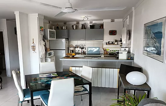 Magnifico Piso vista mar en Canyelles-Roses