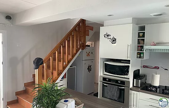 Beautiful 3 bedroom house with garden in Santa Margarita-Roses