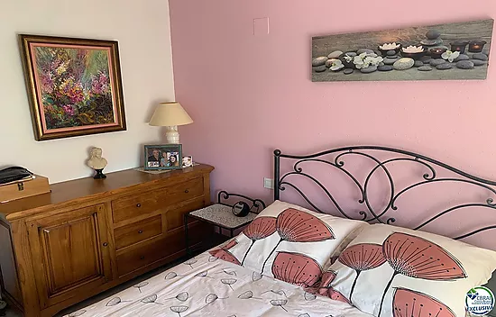 Beautiful 3 bedroom house with garden in Santa Margarita-Roses