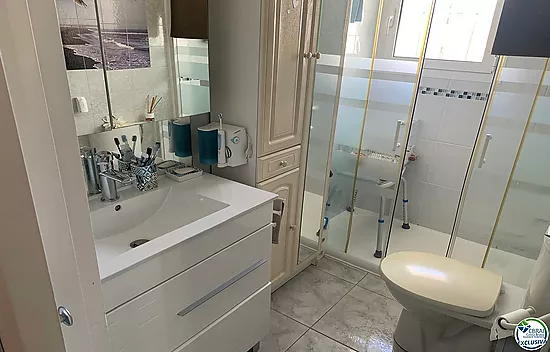 Beautiful 3 bedroom house with garden in Santa Margarita-Roses