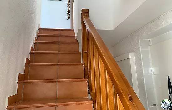 Beautiful 3 bedroom house with garden in Santa Margarita-Roses