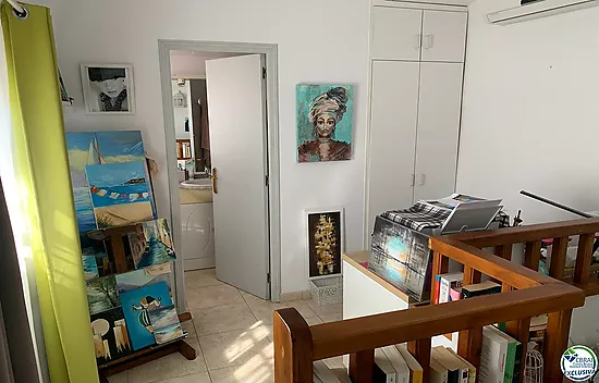 Beautiful 3 bedroom house with garden in Santa Margarita-Roses