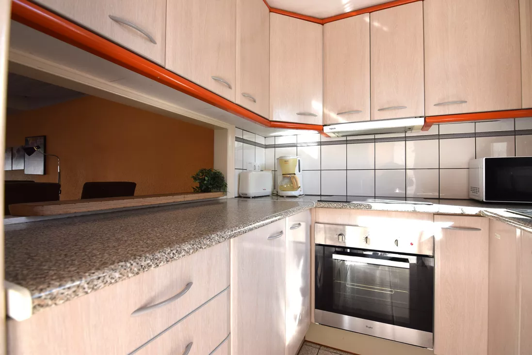 Fisherman’s house with mooring and tourist license in Empuriabrava