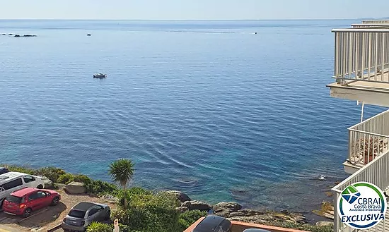 Appartement lumineux avec vue sur mer au Phare de Roses
