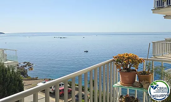 Appartement lumineux avec vue sur mer au Phare de Roses