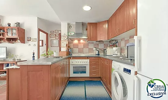 Appartement lumineux avec vue sur mer au Phare de Roses