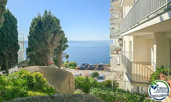Appartement lumineux avec vue sur mer au Phare de Roses