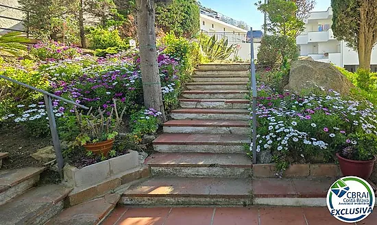 Appartement lumineux avec vue sur mer au Phare de Roses