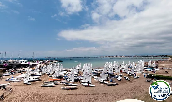 Appartement lumineux avec vue sur mer au Phare de Roses