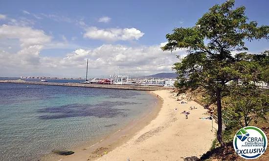 Appartement lumineux avec vue sur mer au Phare de Roses