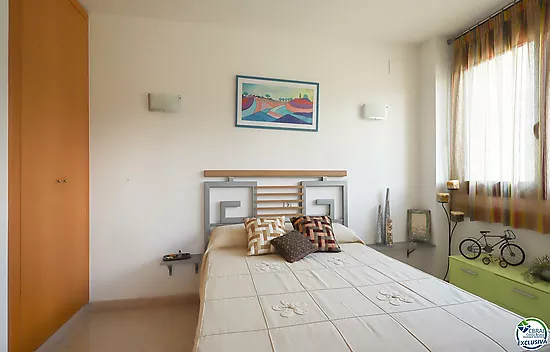 Appartement 3 pièces avec terrasse et place de parking au Port de Llançà