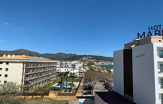 MAGNIFICENT APARTMENT WITH SEA VIEW IN SALATA ROSAS with tourist license