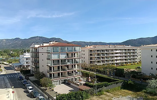 MAGNIFICENT APARTMENT WITH SEA VIEW IN SALATA ROSAS with tourist license