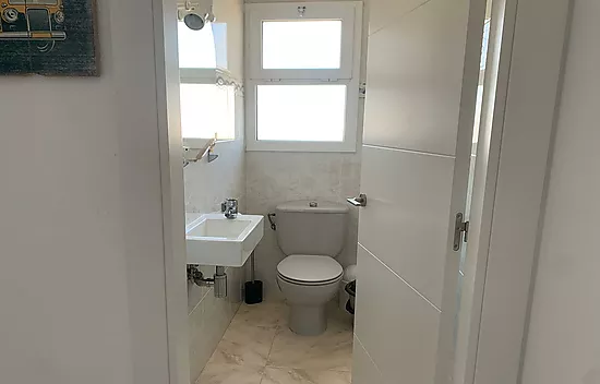 MAGNIFICENT APARTMENT WITH SEA VIEW IN SALATA ROSAS with tourist license