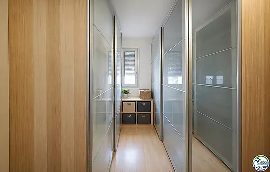 Duplex penthouse avec grande terrasse au centre de Roses