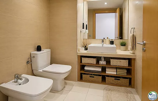 Duplex penthouse avec grande terrasse au centre de Roses