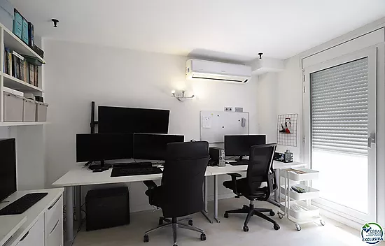 Duplex penthouse avec grande terrasse au centre de Roses