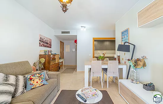 Piso de 2 habitaciones y piscina comunitaria- Mas Oliva, Roses