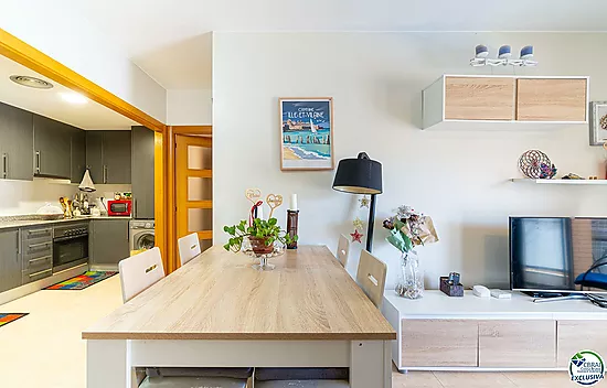 Piso de 2 habitaciones y piscina comunitaria- Mas Oliva, Roses