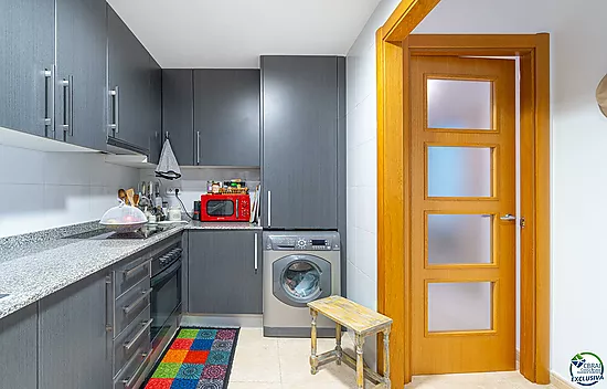 Piso de 2 habitaciones y piscina comunitaria- Mas Oliva, Roses