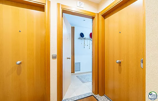 Piso de 2 habitaciones y piscina comunitaria- Mas Oliva, Roses