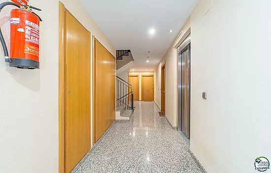 Piso de 2 habitaciones y piscina comunitaria- Mas Oliva, Roses