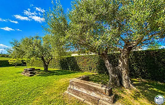 Charmante maison avec 4 vents, un grand terrain et une vue sur le Montgrí à Torre Gran (L’Estartit)