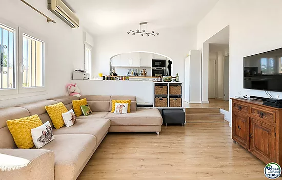 Charmante maison avec 4 vents, un grand terrain et une vue sur le Montgrí à Torre Gran (L’Estartit)