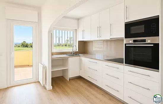 Charmante maison avec 4 vents, un grand terrain et une vue sur le Montgrí à Torre Gran (L’Estartit)