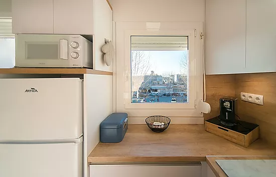 Piso renovado con 2 dormitorios en el centro de Empuriabrava