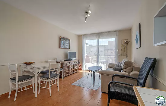 Nice apartment with beautiful terrace, and solarium with sea view