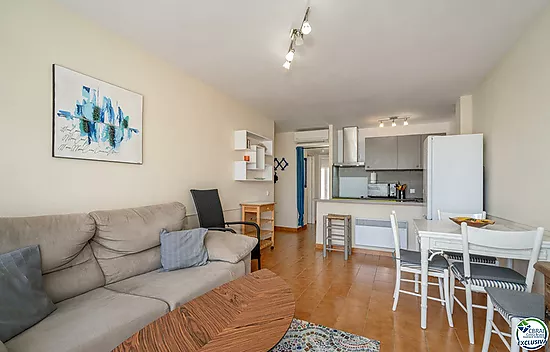 Nice apartment with beautiful terrace, and solarium with sea view