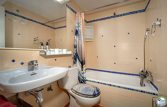 Nice apartment with beautiful terrace, and solarium with sea view