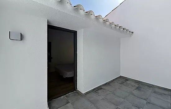 Casa de 3 habitaciones renovada en Montseny - Empuriabrava.