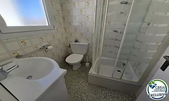 Maison avec piscine et licence touristique - secteur Peni