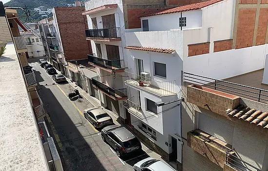 Très Bel Appartement Dernier Etage au Centre de Rosas
