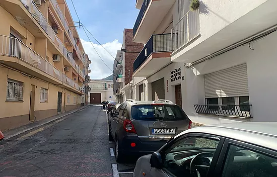 Très Bel Appartement Dernier Etage au Centre de Rosas