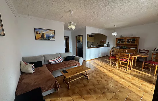 Apartment in Empuriabrava with port views and private mooring